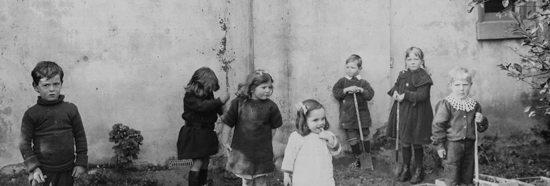 Black and white photo of kindergarten children